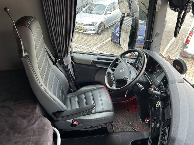 Scania R520 V8 / Showtruck / Buffl Special Interior / Vol Lucht / Retarder - Ťahač: obrázok 3 Scania R520 V8 / Showtruck / Buffl Special Interior / Vol Lucht / Retarder - Ťahač: obrázok 3