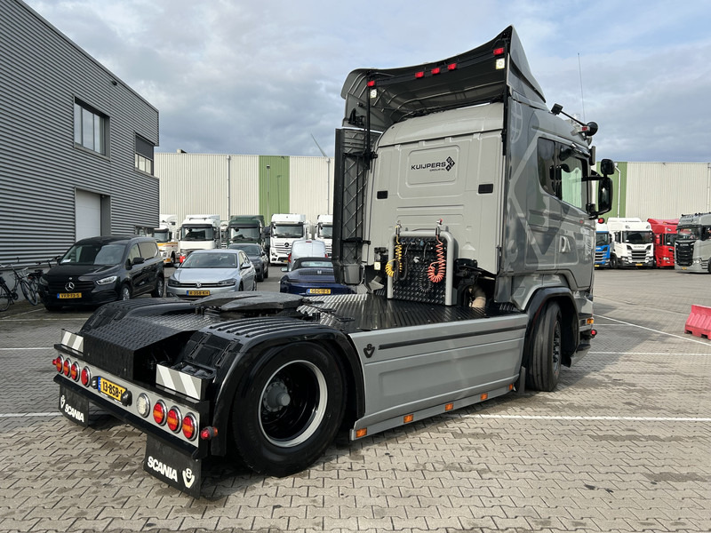 Scania R520 V8 / Showtruck / Buffl Special Interior / Vol Lucht / Retarder - Ťahač: obrázok 2 Scania R520 V8 / Showtruck / Buffl Special Interior / Vol Lucht / Retarder - Ťahač: obrázok 2