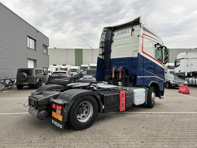 Volvo FH 420 Globetrotter / 842 dkm / VEB+ / Smart Tacho V2 / Dynamic Steering - Ťahač: obrázok 2 Volvo FH 420 Globetrotter / 842 dkm / VEB+ / Smart Tacho V2 / Dynamic Steering - Ťahač: obrázok 2