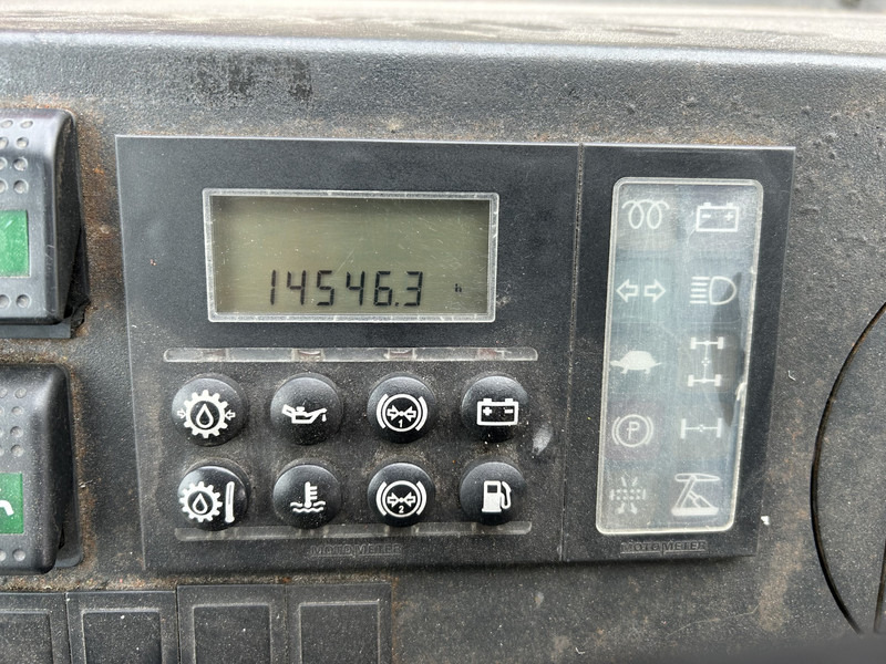 Terberg YT 180 / BDF Umsetzer / Wechselhubwagen / Terminal Truck / Mercedes Motor - Kontejnérový podvozek/ Výměnná nástavba: obrázok 4 Terberg YT 180 / BDF Umsetzer / Wechselhubwagen / Terminal Truck / Mercedes Motor - Kontejnérový podvozek/ Výměnná nástavba: obrázok 4