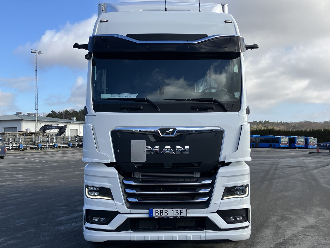 MAN TGX 26.520 6×2-4 fjärrbil Närko - Skříňový nákladní auto: obrázok 3 MAN TGX 26.520 6×2-4 fjärrbil Närko - Skříňový nákladní auto: obrázok 3