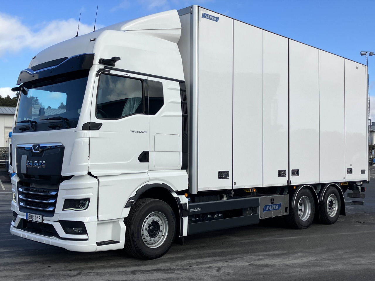 MAN TGX 26.520 6×2-4 fjärrbil Närko - Skříňový nákladní auto: obrázok 1 MAN TGX 26.520 6×2-4 fjärrbil Närko - Skříňový nákladní auto: obrázok 1