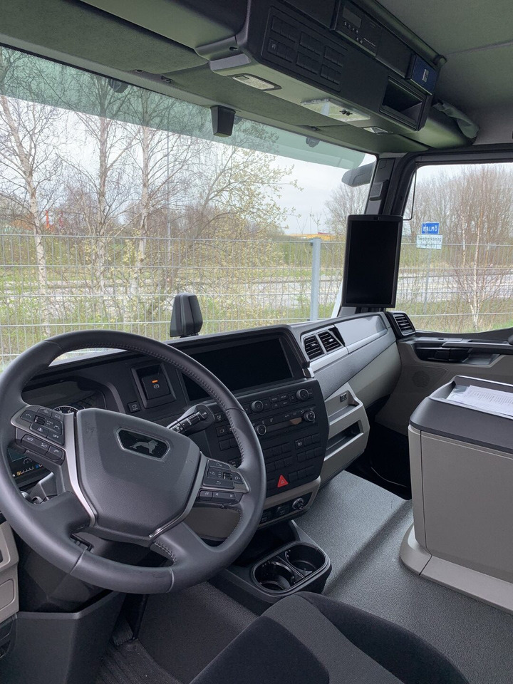 TGM 18.290 4×2 LL Skåp Öppningsbar sida - Skříňový nákladní auto: obrázok 3 TGM 18.290 4×2 LL Skåp Öppningsbar sida - Skříňový nákladní auto: obrázok 3