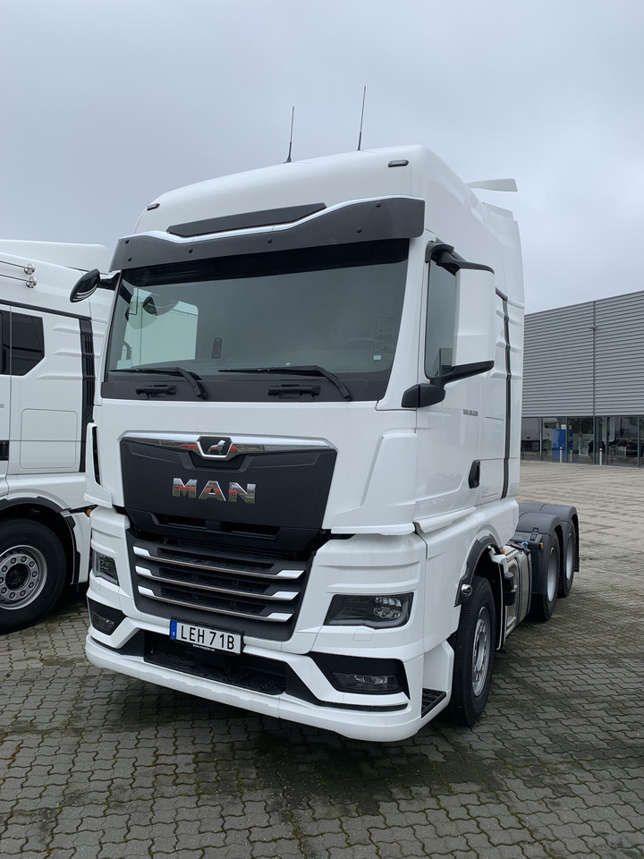 MAN TGX 28.520 6×2-2 Dragbil - Ťahač: obrázok 5 MAN TGX 28.520 6×2-2 Dragbil - Ťahač: obrázok 5
