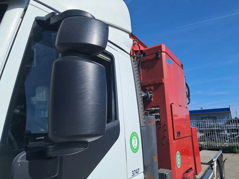Iveco AD260SY/PS CNG - Auto na odvoz odpadu: obrázok 5 Iveco AD260SY/PS CNG - Auto na odvoz odpadu: obrázok 5