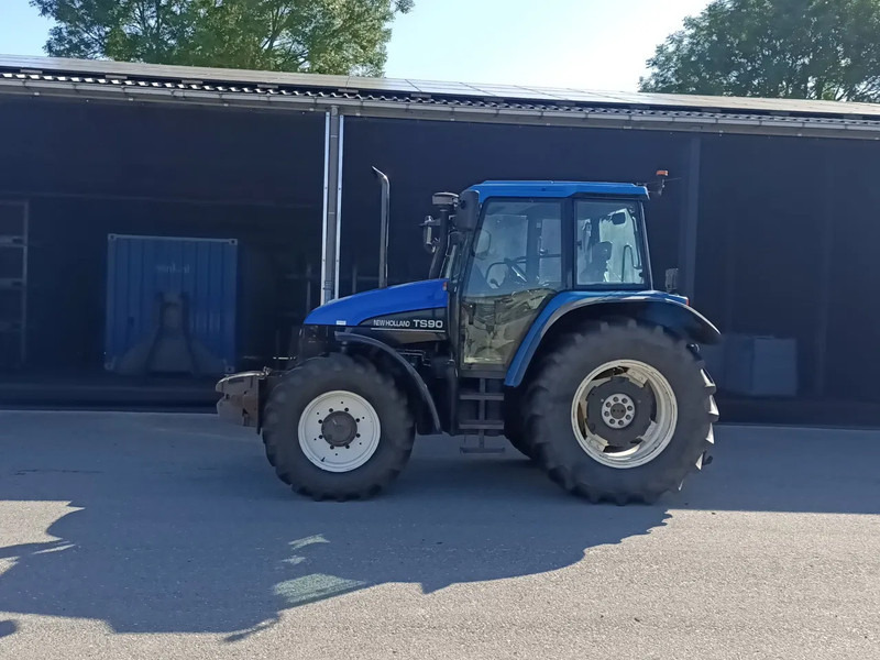 New Holland TS90 TS90 - Traktor: obrázok 2 New Holland TS90 TS90 - Traktor: obrázok 2