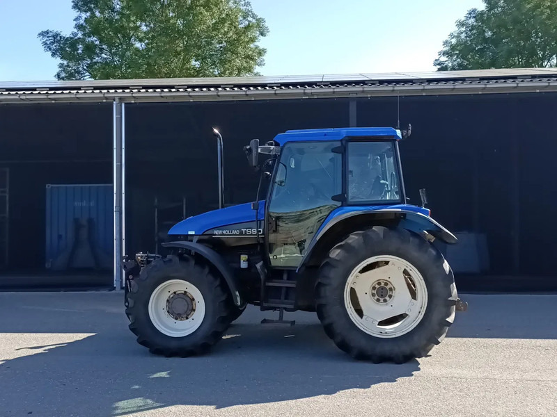 New Holland TS90 TS90 - Traktor: obrázok 2 New Holland TS90 TS90 - Traktor: obrázok 2
