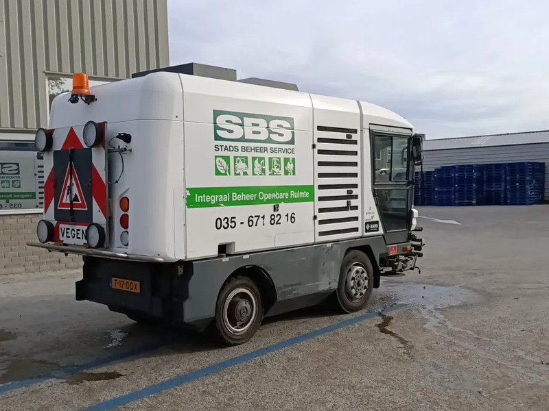 Ravo 540 5-Series 540 - Zametacie vozidlo: obrázok 4 Ravo 540 5-Series 540 - Zametacie vozidlo: obrázok 4