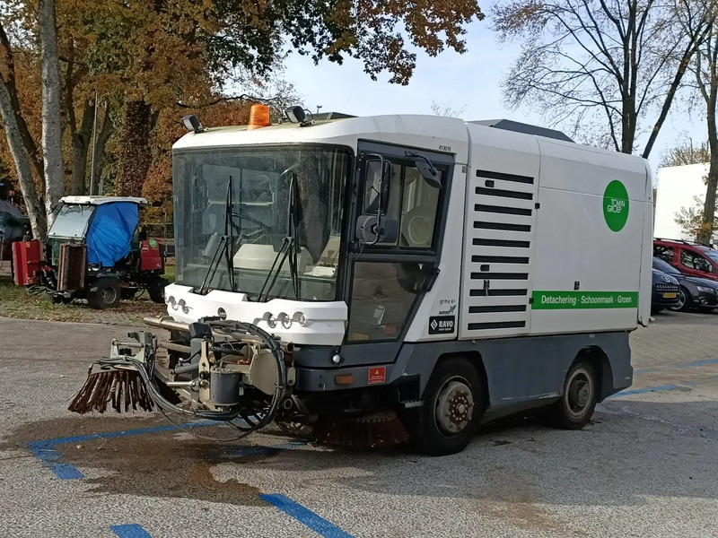 Ravo 540 - Zametacie vozidlo: obrázok 1 Ravo 540 - Zametacie vozidlo: obrázok 1