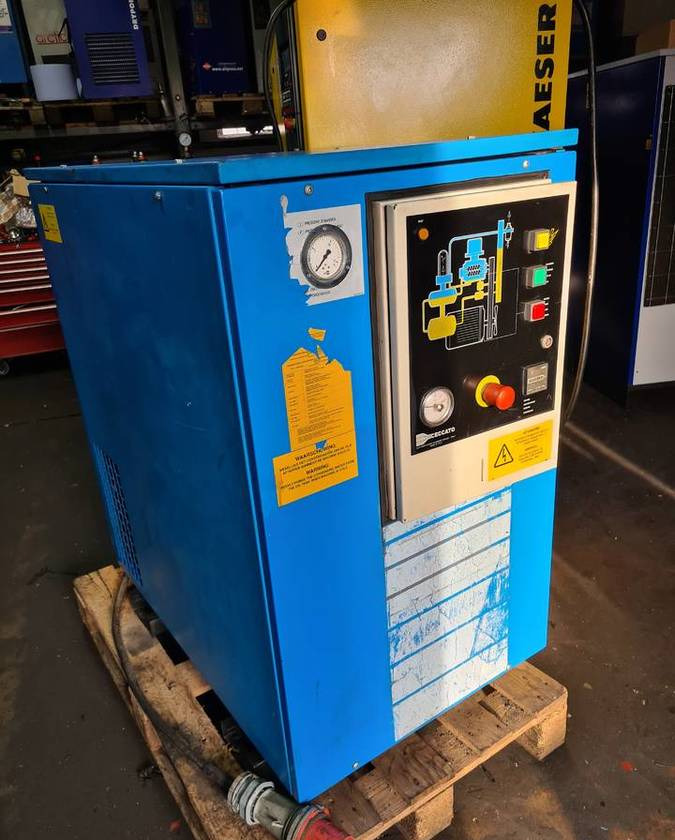 Kompresor śrubowy AIRPRESS, CECCATO 15 kw - Vzduchový kompresor: obrázok 2 Kompresor śrubowy AIRPRESS, CECCATO 15 kw - Vzduchový kompresor: obrázok 2