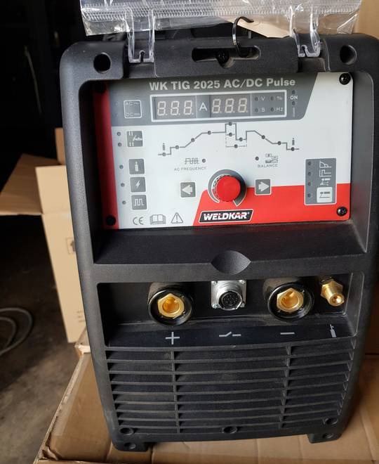 Spawarka Tig CEBORA WK 2025 AC/DC Puls, 200 A - Zváracia technika: obrázok 5 Spawarka Tig CEBORA WK 2025 AC/DC Puls, 200 A - Zváracia technika: obrázok 5