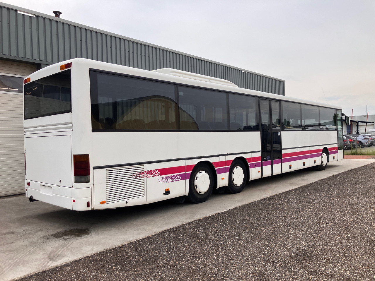 SETRA S319 UL (chassis work) - Prímestský autobus: obrázok 4 SETRA S319 UL (chassis work) - Prímestský autobus: obrázok 4