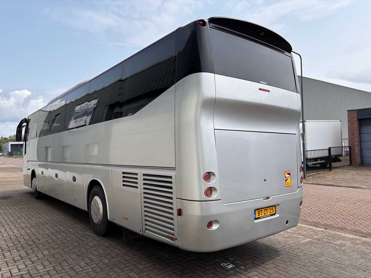 VDL Bova MHD 122.410 - Prímestský autobus: obrázok 4 VDL Bova MHD 122.410 - Prímestský autobus: obrázok 4