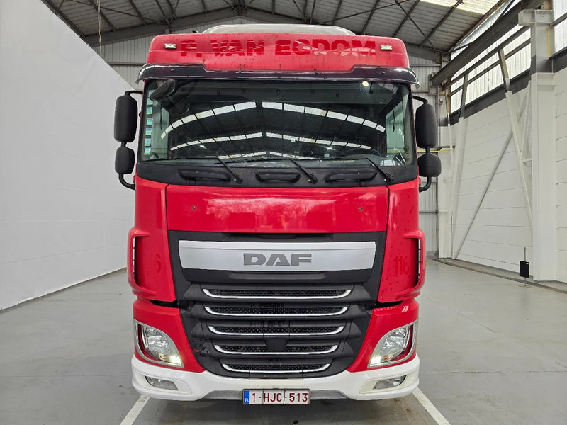 DAF XF 106.460 INTARDER / MANUEL / SPACECAB - Ťahač: obrázok 2 DAF XF 106.460 INTARDER / MANUEL / SPACECAB - Ťahač: obrázok 2