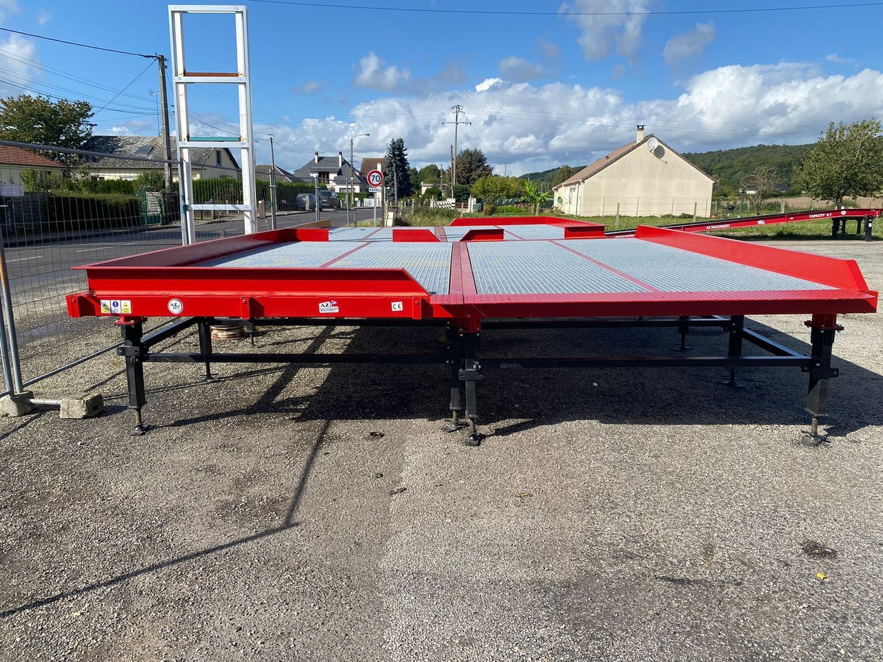 **Used dock table** Loading platform 8 ton capacity - Nakladacia rampa: obrázok 1 **Used dock table** Loading platform 8 ton capacity - Nakladacia rampa: obrázok 1
