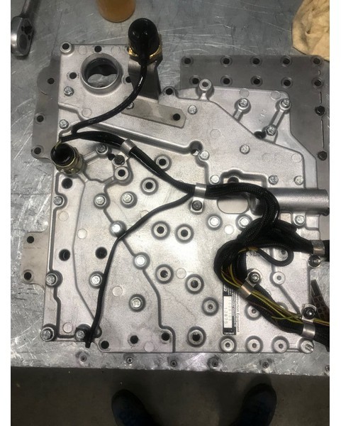 Volvo Rebuilt valve block 22517 22518 22545 22546 22648 22649 22688 22689 22640 22650 22401 22671 22418 22419 - Prevodovka: obrázok 2 Volvo Rebuilt valve block 22517 22518 22545 22546 22648 22649 22688 22689 22640 22650 22401 22671 22418 22419 - Prevodovka: obrázok 2