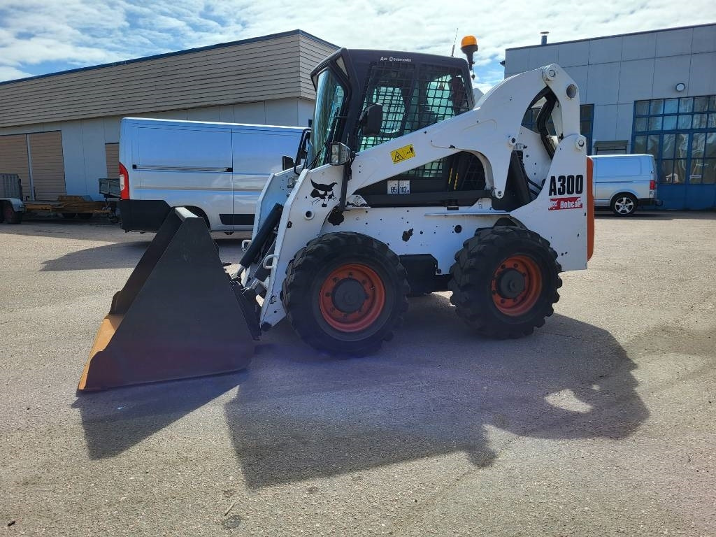 Bobcat A 300 - Šmykom riadený nakladač: obrázok 3 Bobcat A 300 - Šmykom riadený nakladač: obrázok 3