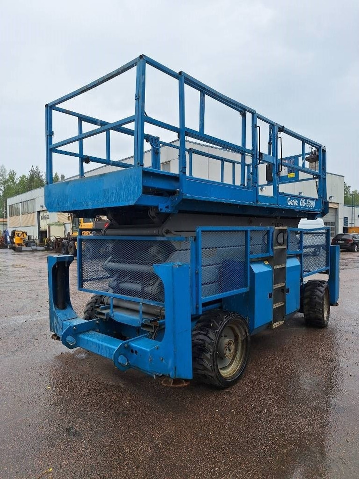 Genie GS 5390 RT - Samohybná plošiny: obrázok 2 Genie GS 5390 RT - Samohybná plošiny: obrázok 2