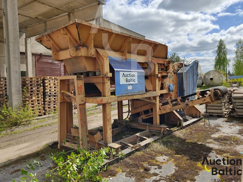 BMD RA700/4 - Stroj na obrábanie pôdy: obrázok 2 BMD RA700/4 - Stroj na obrábanie pôdy: obrázok 2
