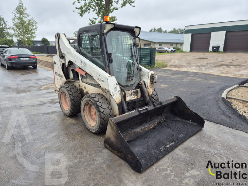 Bobcat S 530 - Šmykom riadený nakladač: obrázok 1 Bobcat S 530 - Šmykom riadený nakladač: obrázok 1