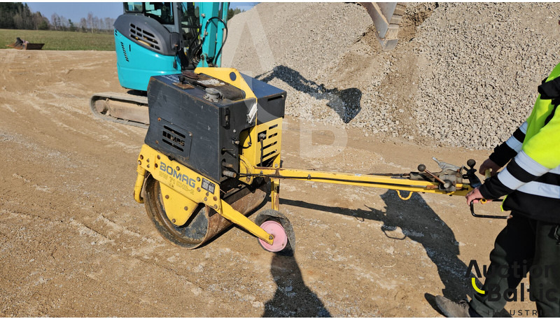 Valec Bomag BW 71EHB-2: obrázok 11