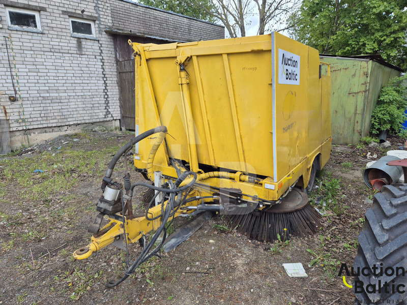 Broddway 1900 - Zametacie vozidlo: obrázok 1 Broddway 1900 - Zametacie vozidlo: obrázok 1