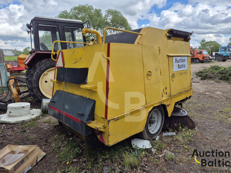 Broddway 1900 - Zametacie vozidlo: obrázok 3 Broddway 1900 - Zametacie vozidlo: obrázok 3