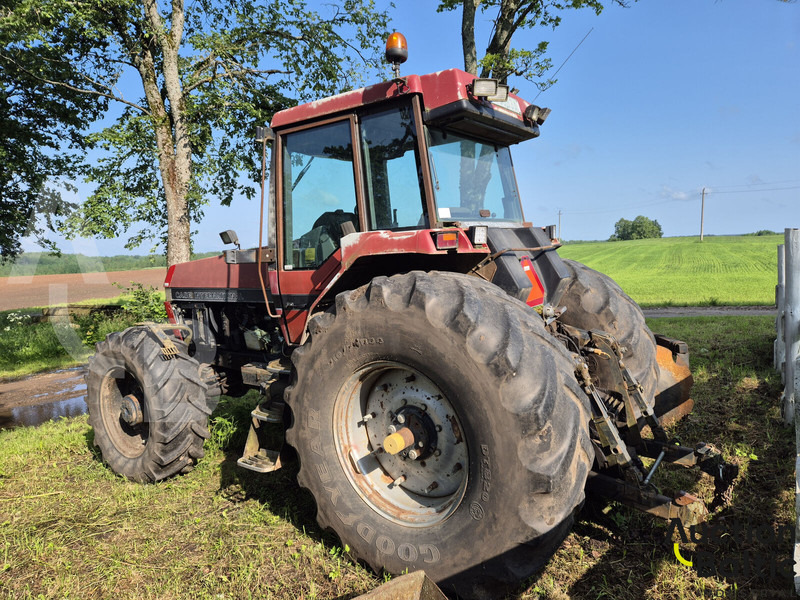 Case IH 7140 - Traktor: obrázok 3 Case IH 7140 - Traktor: obrázok 3