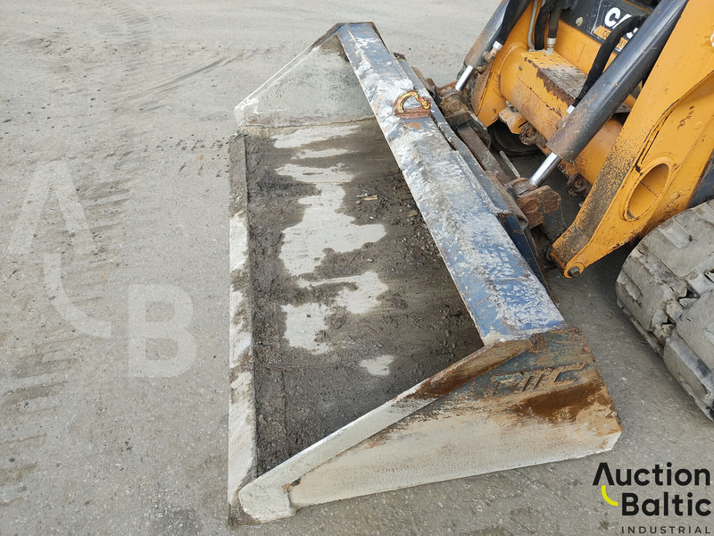 Pásový nakladač Case TR 320: obrázok 11