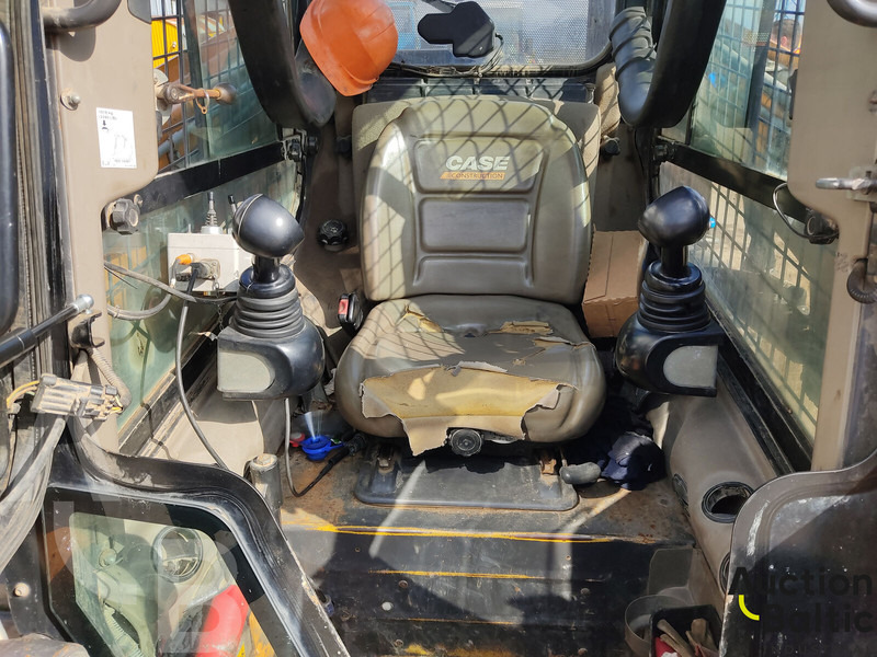 Case TR 320 - Pásový nakladač: obrázok 5 Case TR 320 - Pásový nakladač: obrázok 5