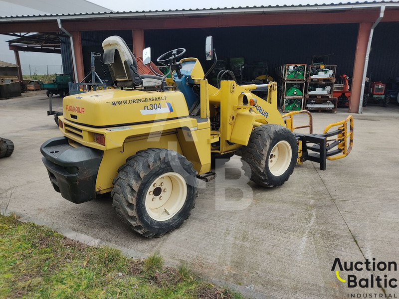 Furukawa FL 304 - Kolesový nakladač: obrázok 4 Furukawa FL 304 - Kolesový nakladač: obrázok 4