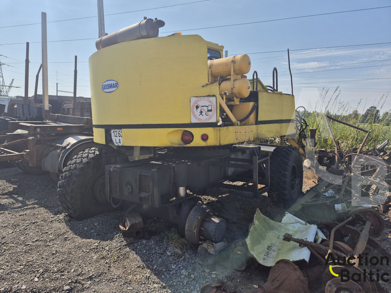 Geismar KGT-V - Kolesové rýpadlo: obrázok 5 Geismar KGT-V - Kolesové rýpadlo: obrázok 5