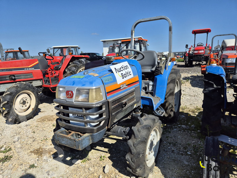 Iseki TF223D - Traktor: obrázok 2 Iseki TF223D - Traktor: obrázok 2