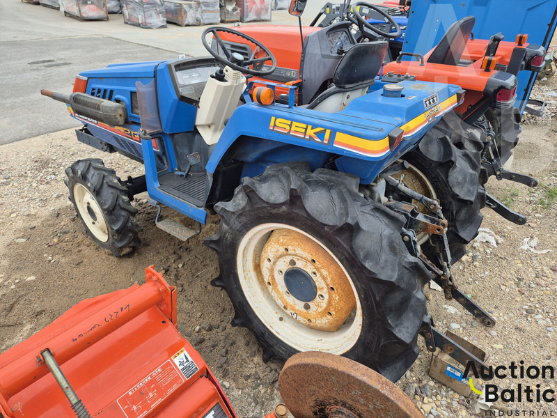 Iseki TU 200 - Traktor: obrázok 3 Iseki TU 200 - Traktor: obrázok 3