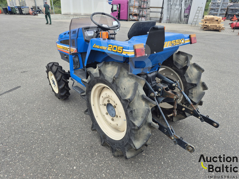 Iseki TU 205 - Traktor: obrázok 4 Iseki TU 205 - Traktor: obrázok 4