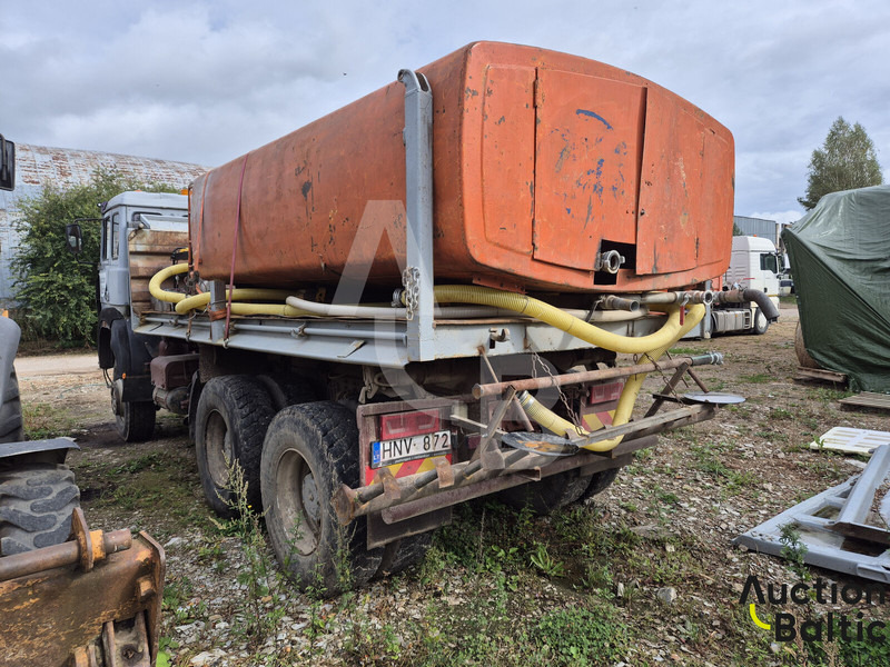 Iveco 260-34 - Cisternové vozidlo: obrázok 3 Iveco 260-34 - Cisternové vozidlo: obrázok 3