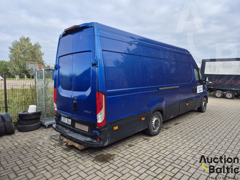 Iveco 35S17 - Furgon: obrázok 3 Iveco 35S17 - Furgon: obrázok 3