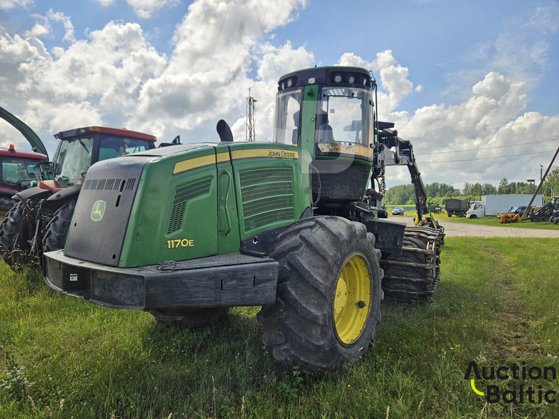John Deere 1170 E - Kombajn: obrázok 4 John Deere 1170 E - Kombajn: obrázok 4