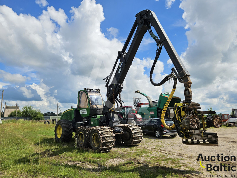John Deere 1170 E - Kombajn: obrázok 2 John Deere 1170 E - Kombajn: obrázok 2