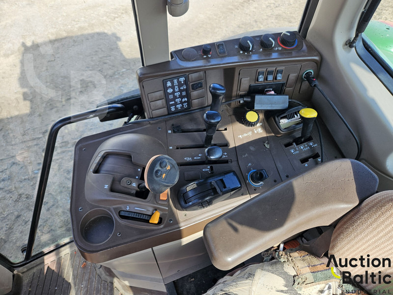 John Deere 6820 - Traktor: obrázok 5 John Deere 6820 - Traktor: obrázok 5