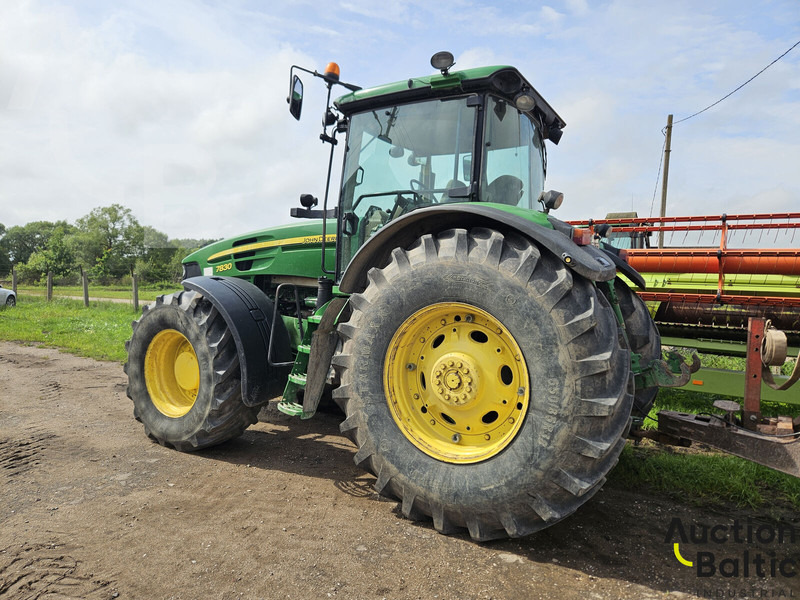 John Deere 7830 - Traktor: obrázok 4 John Deere 7830 - Traktor: obrázok 4