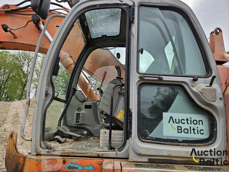 Kobelco SK 235 SR - Pásové rýpadlo: obrázok 5 Kobelco SK 235 SR - Pásové rýpadlo: obrázok 5