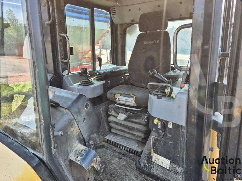Komatsu D51 - Buldozér: obrázok 4 Komatsu D51 - Buldozér: obrázok 4