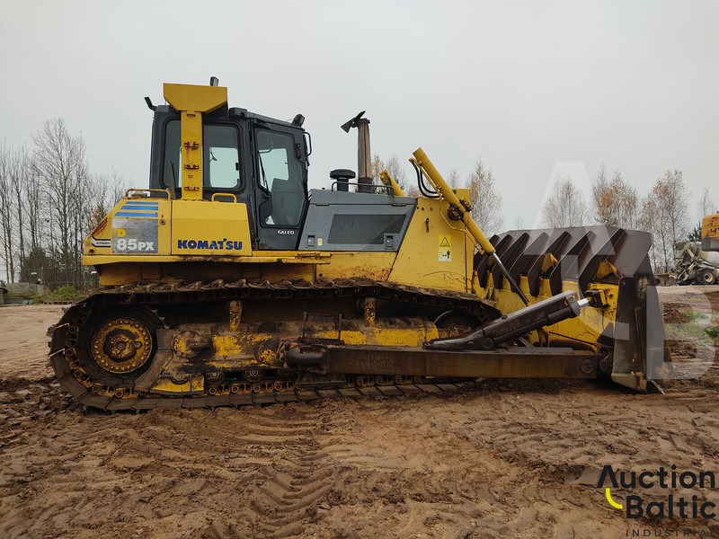 Komatsu D85PX-15 - Buldozér: obrázok 4 Komatsu D85PX-15 - Buldozér: obrázok 4
