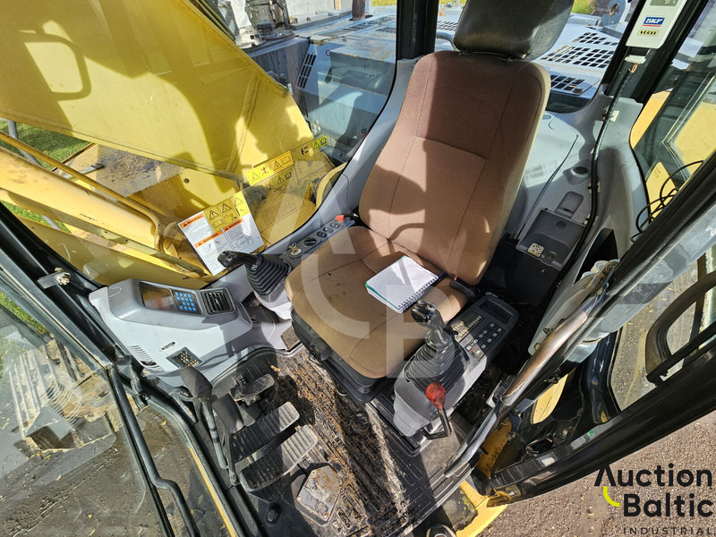 Komatsu PC228USLC-3N0 - Pásové rýpadlo: obrázok 5 Komatsu PC228USLC-3N0 - Pásové rýpadlo: obrázok 5