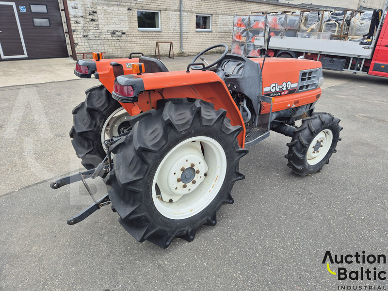 Kubota GL 29 - Traktor: obrázok 3 Kubota GL 29 - Traktor: obrázok 3