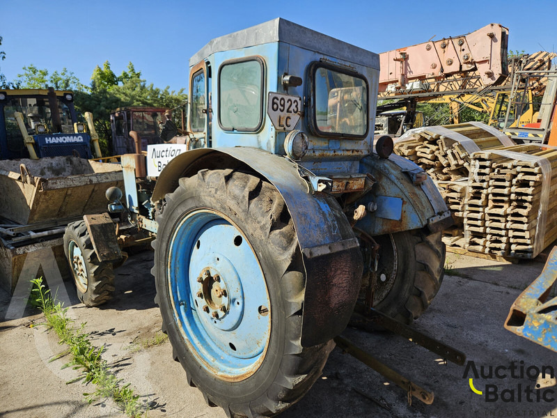 LTZ T-40 - Traktor: obrázok 4 LTZ T-40 - Traktor: obrázok 4