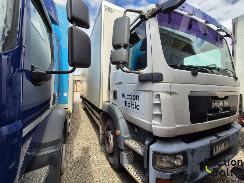 MAN 18.290 - Skříňový nákladní auto: obrázok 2 MAN 18.290 - Skříňový nákladní auto: obrázok 2