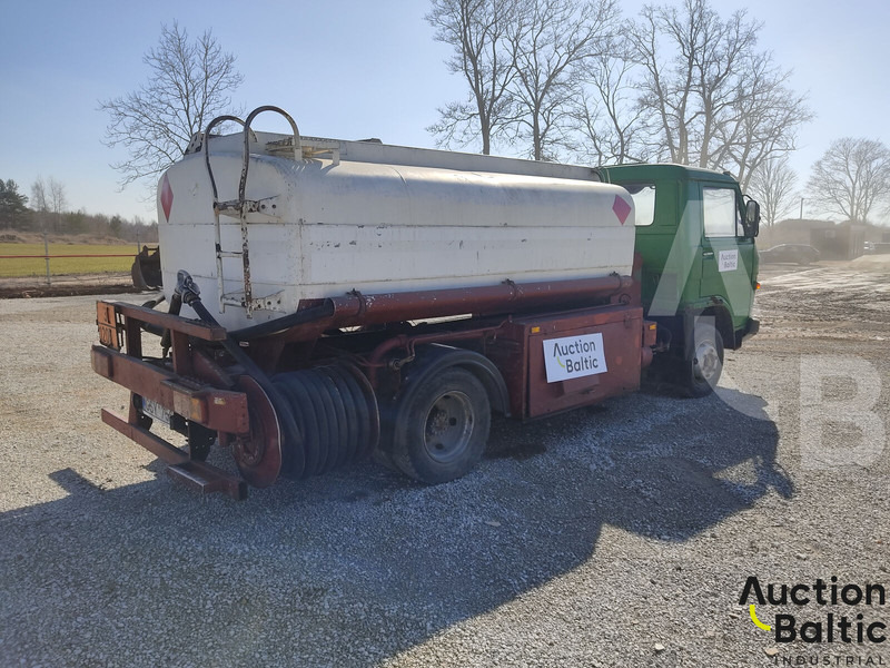 MAN 8.136 - Cisternové vozidlo: obrázok 4 MAN 8.136 - Cisternové vozidlo: obrázok 4