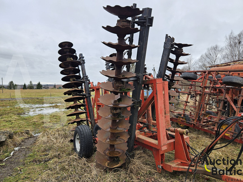 Massey Ferguson Ferguson - Diskový pluh: obrázok 5 Massey Ferguson Ferguson - Diskový pluh: obrázok 5